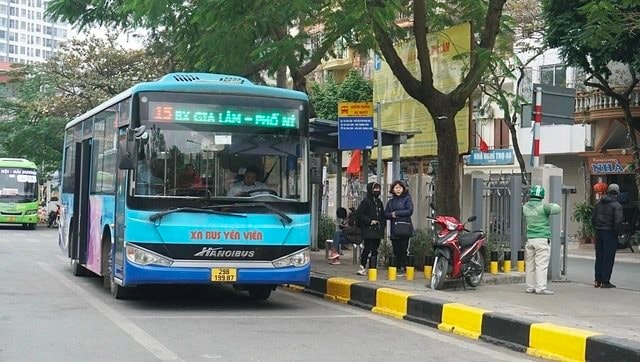 xe-bus.jpg