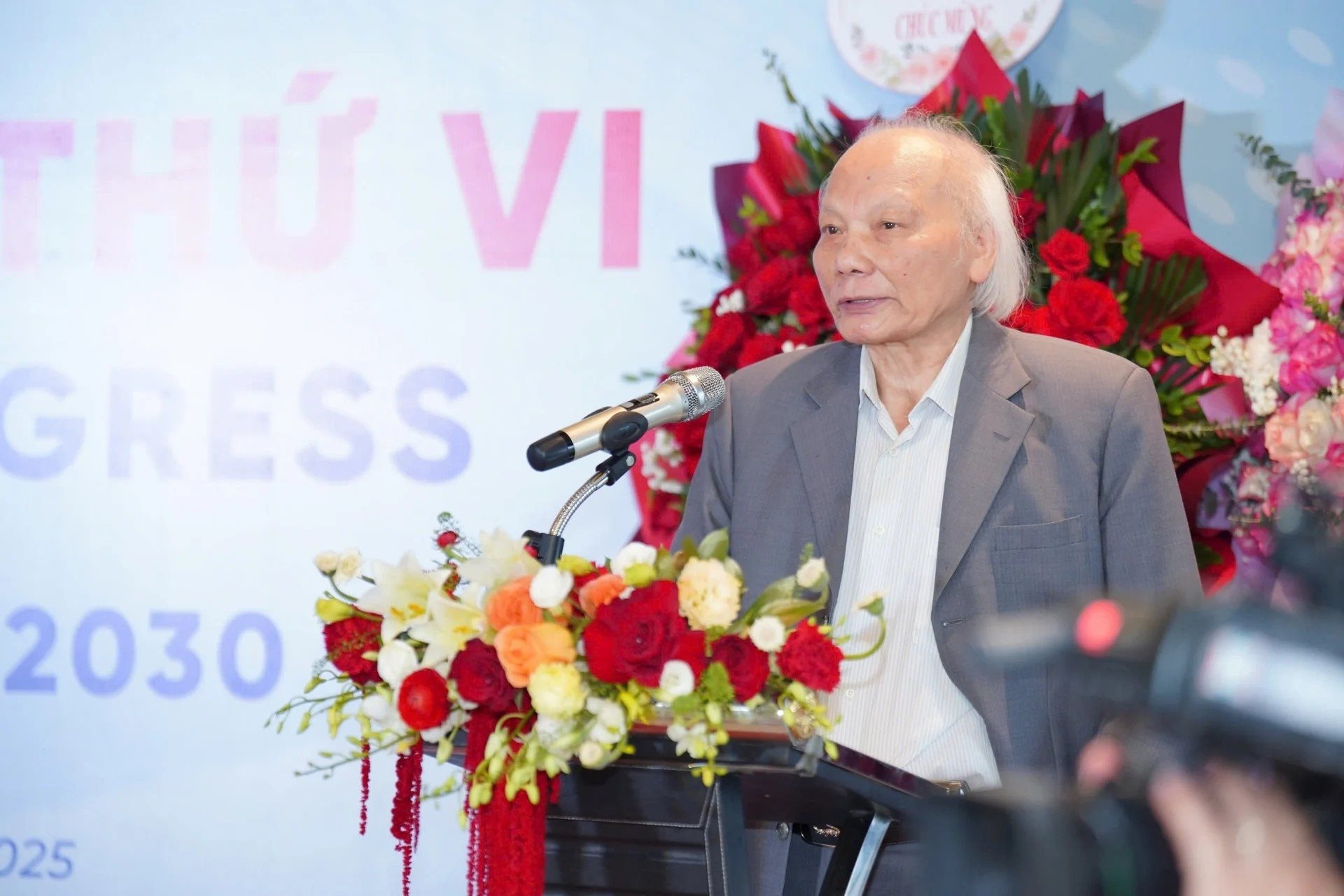 Nỗ lực vì tiến trình chuyển đổi số, chuyển đổi xanh và mô hình kinh tế tuần hoàn của doanh nghiệp và các khu công nghiệp 