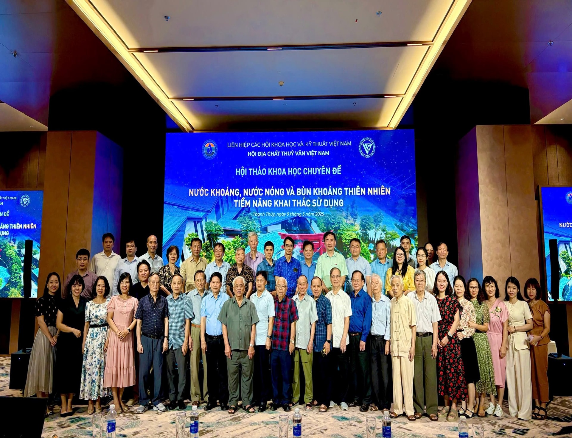 hoi-thao-1-.jpg
