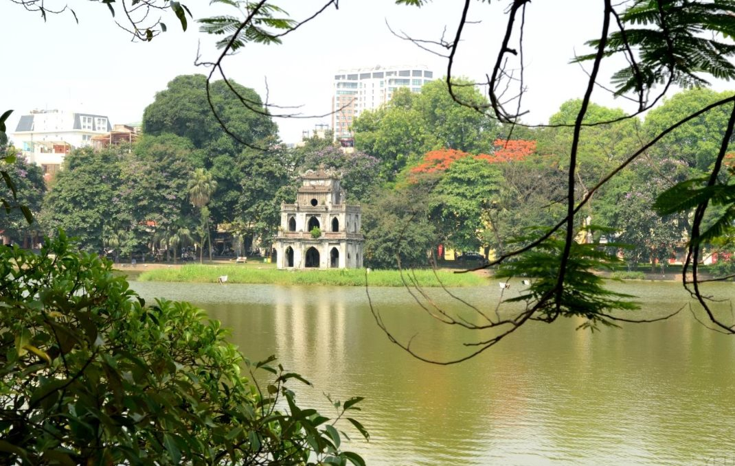 Sáng 4/6, mưa lớn giúp không khí miền Bắc trong lành hơn 