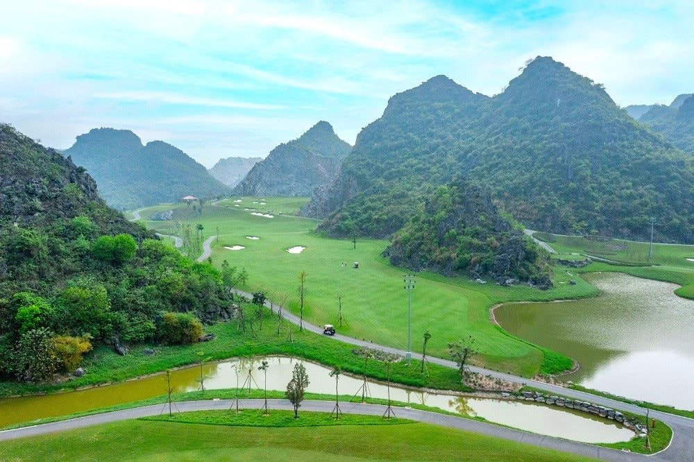 01-legend-valley-hotel.jpg