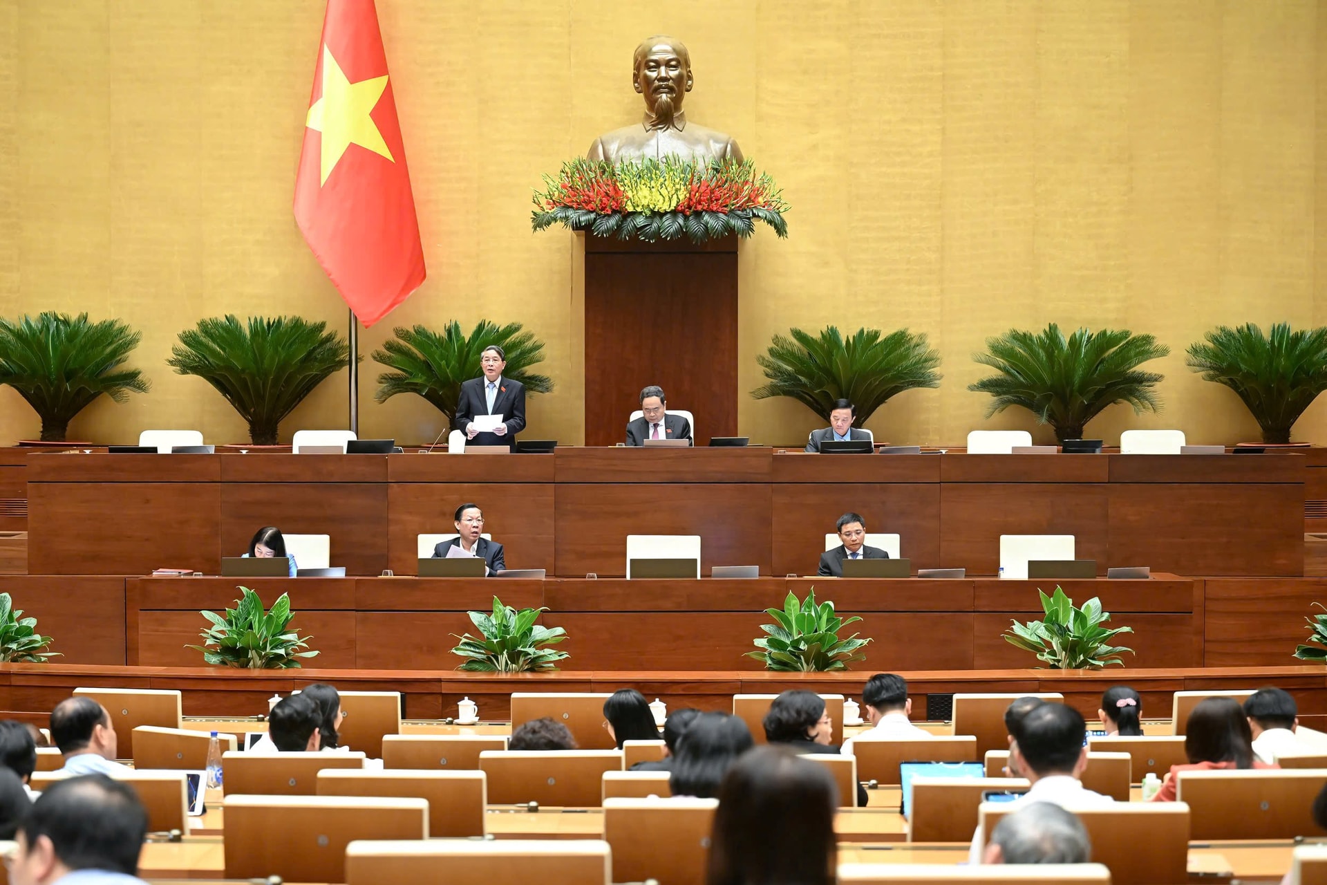 qh12a.jpg