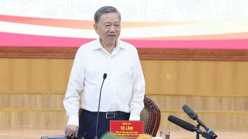 tong-bi-thu-phuong-tay-ho.jpg