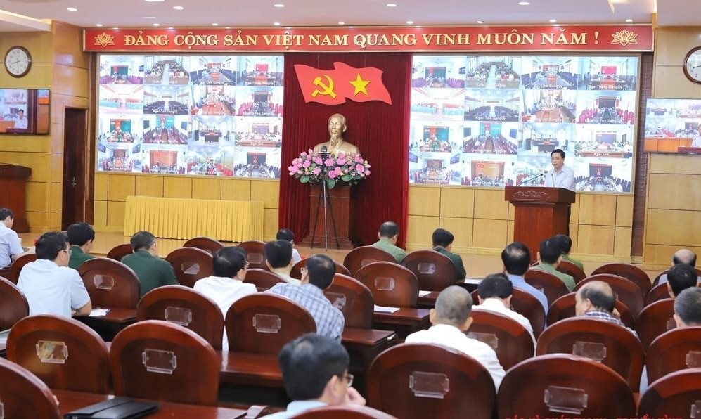 toan-canh.jpg