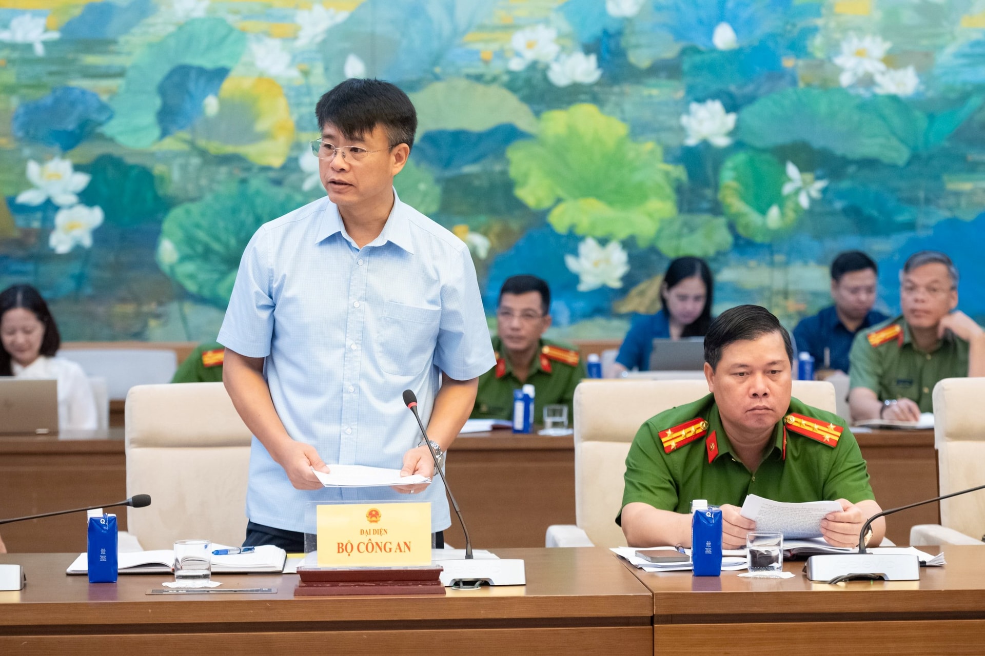 z72_2683-dai-dien-bo-cong-an.jpg