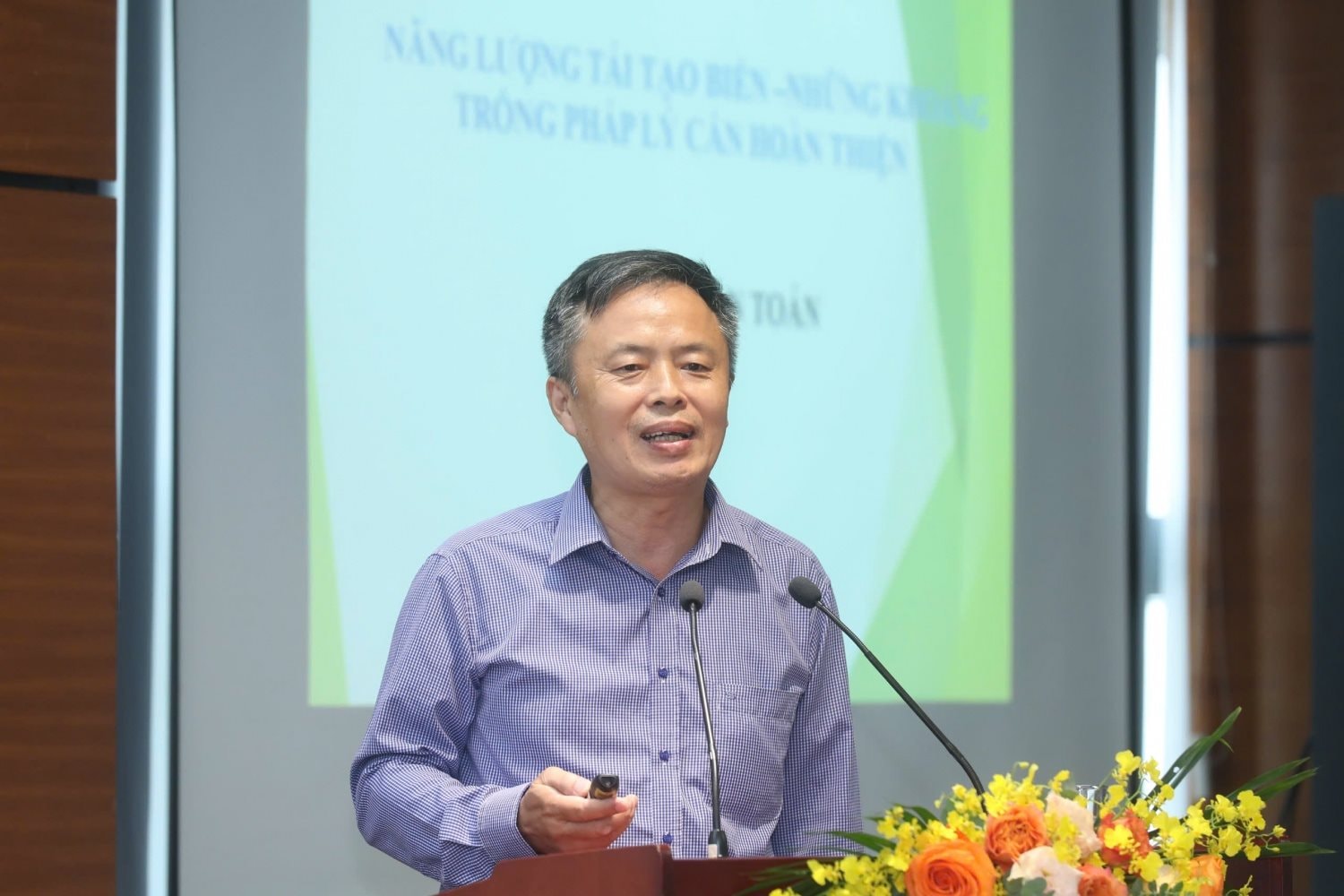 toan.jpg