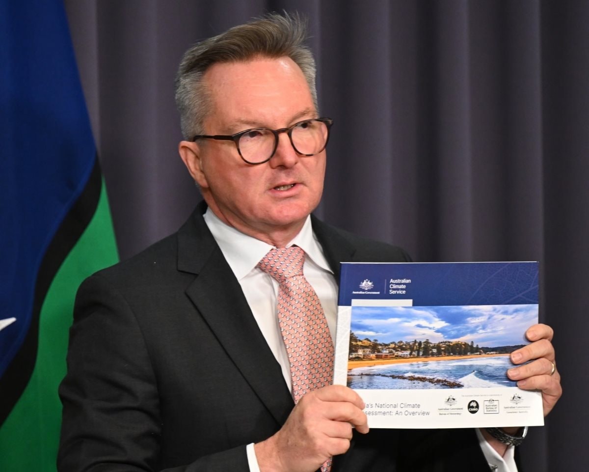 bo_truong_bien_doi_khi_hau_australia_chris_bowen_nguon_lukas_coch_20250915140756.jpg