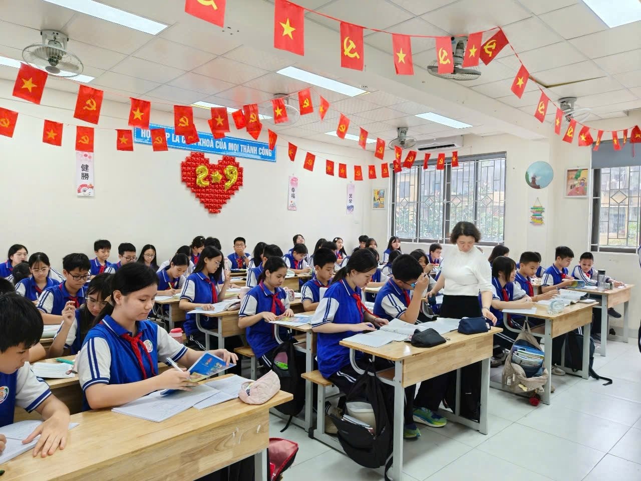 thcs-thanh-cong-p-giang-vo-1.jpg