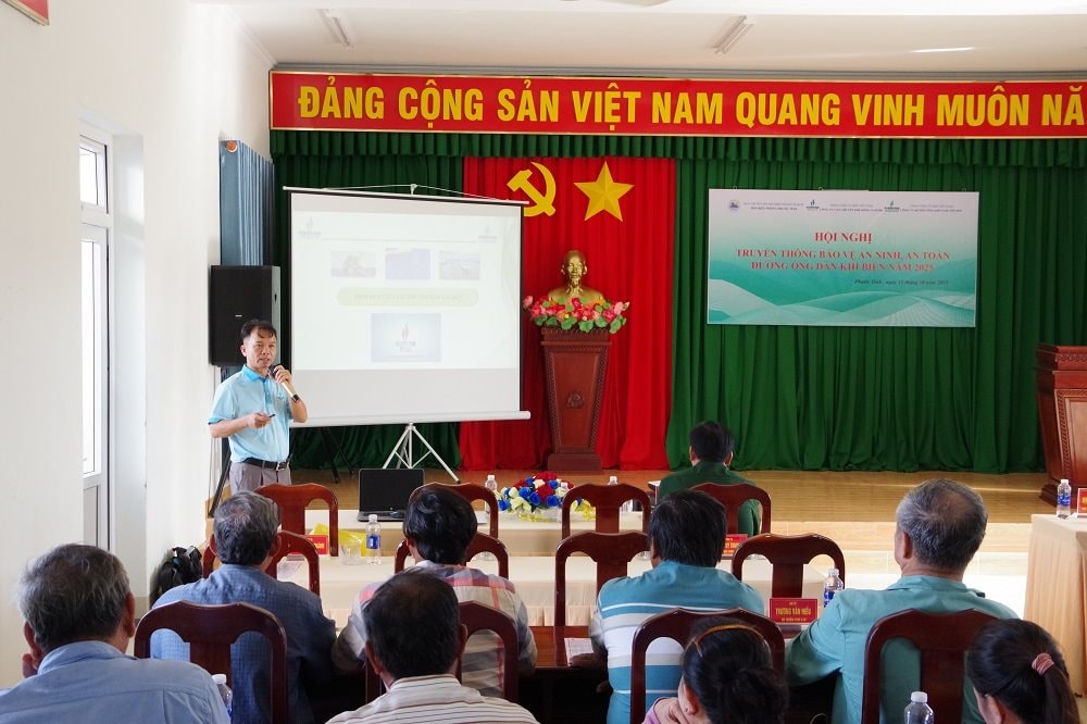 anh-3-tuyen-truyen-duong-ong-dan-khi.jpg