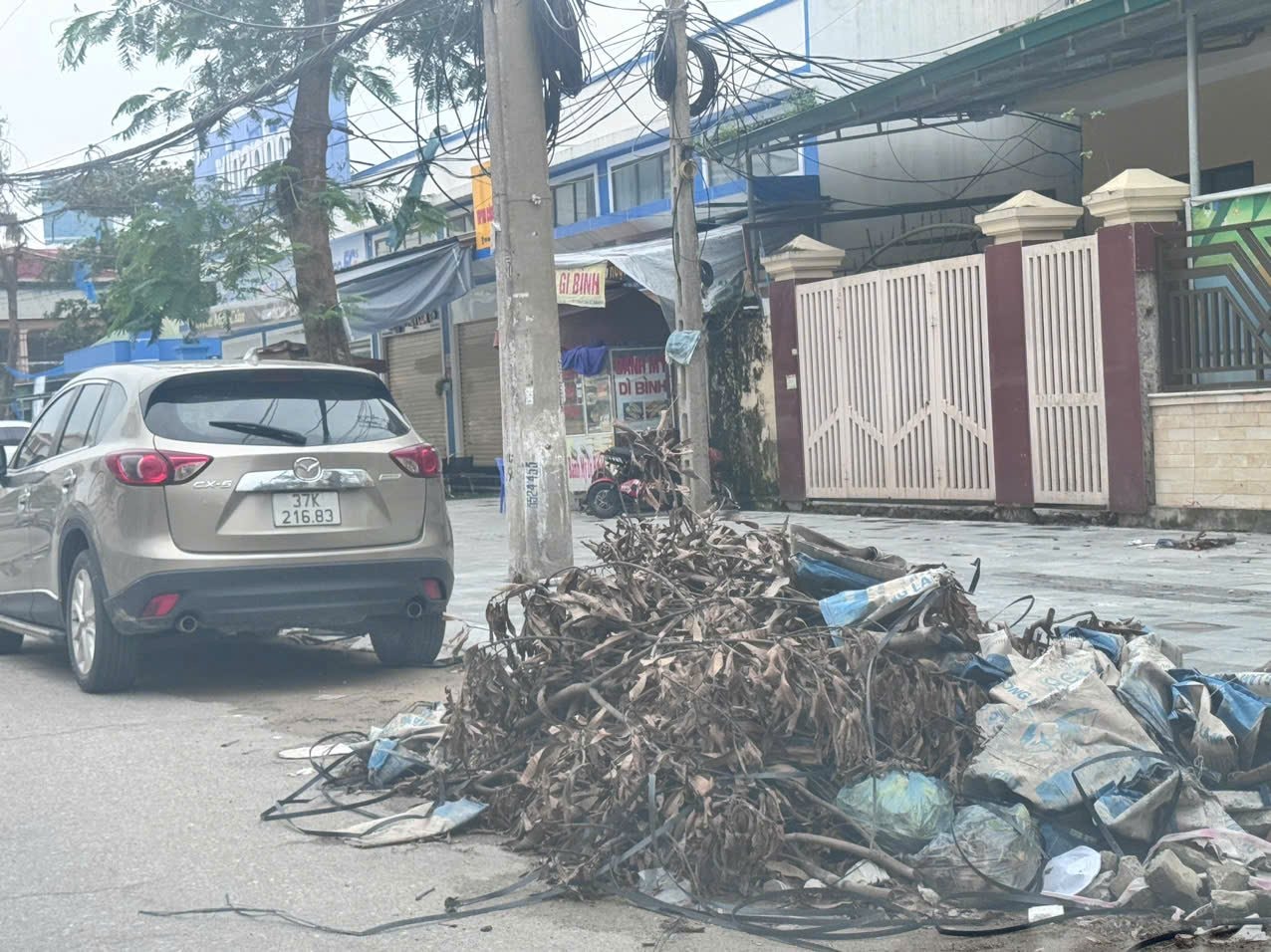 dinh-cong-trang.jpg