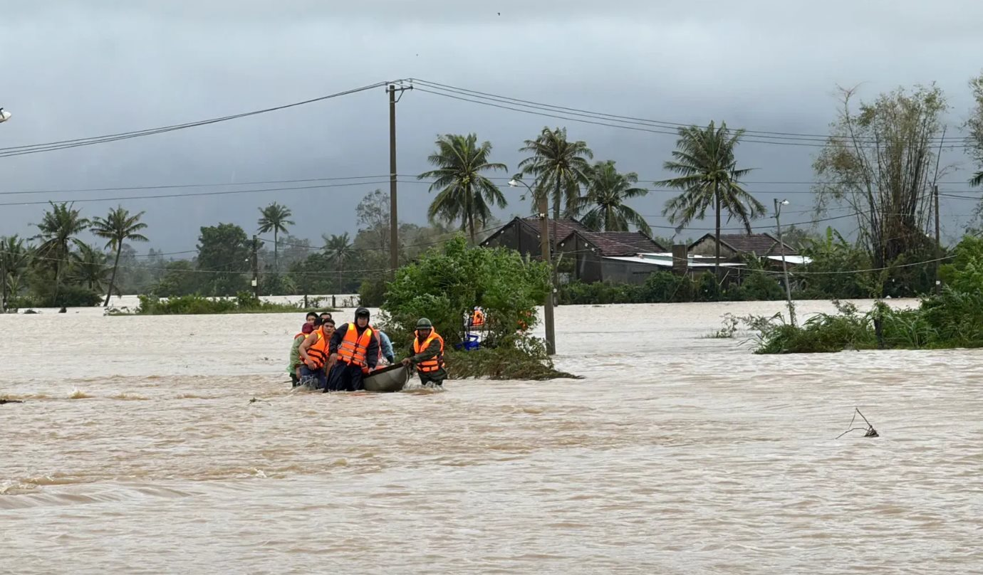 Bộ Công an cảnh báo về tin giả liên quan đến mưa lũ miền Trung