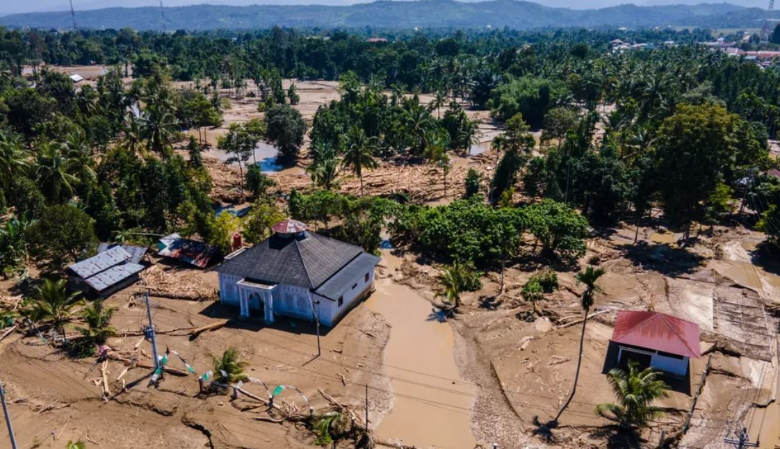 Giải mã hiện tượng bão bất thường và lũ cực đoan đang tàn phá nhiều quốc gia châu Á 
