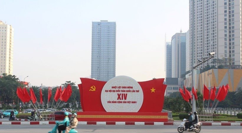 ha-noi-ruc-ro-co-hoa-sat-son-niem-tin-vao-dai-hoi-xiv-cua-dang-1301.jpg