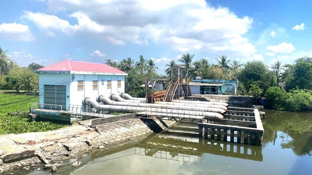 Cà Mau tăng cường giải pháp ứng phó hạn hán, xâm nhập mặn mùa khô 2025 - 2026 