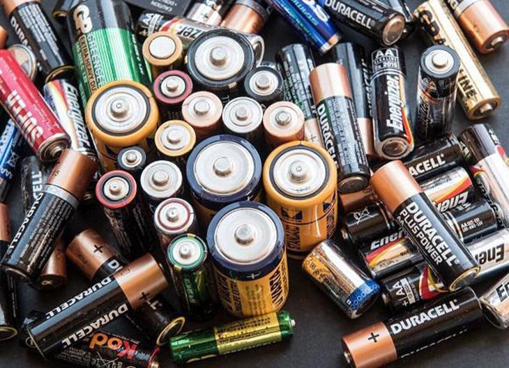 Pin lithium-ion thành “thủ phạm” gây cháy rác tại Anh 