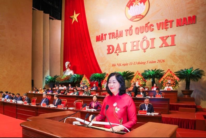 hoai.jpg
