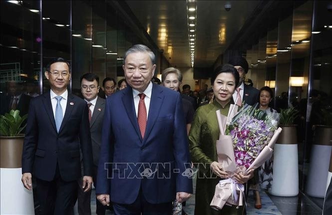 Tổng Bí thư, Chủ tịch nước Tô Lâm và Phu nhân bắt đầu thăm cấp Nhà nước Cộng hòa Singapore 