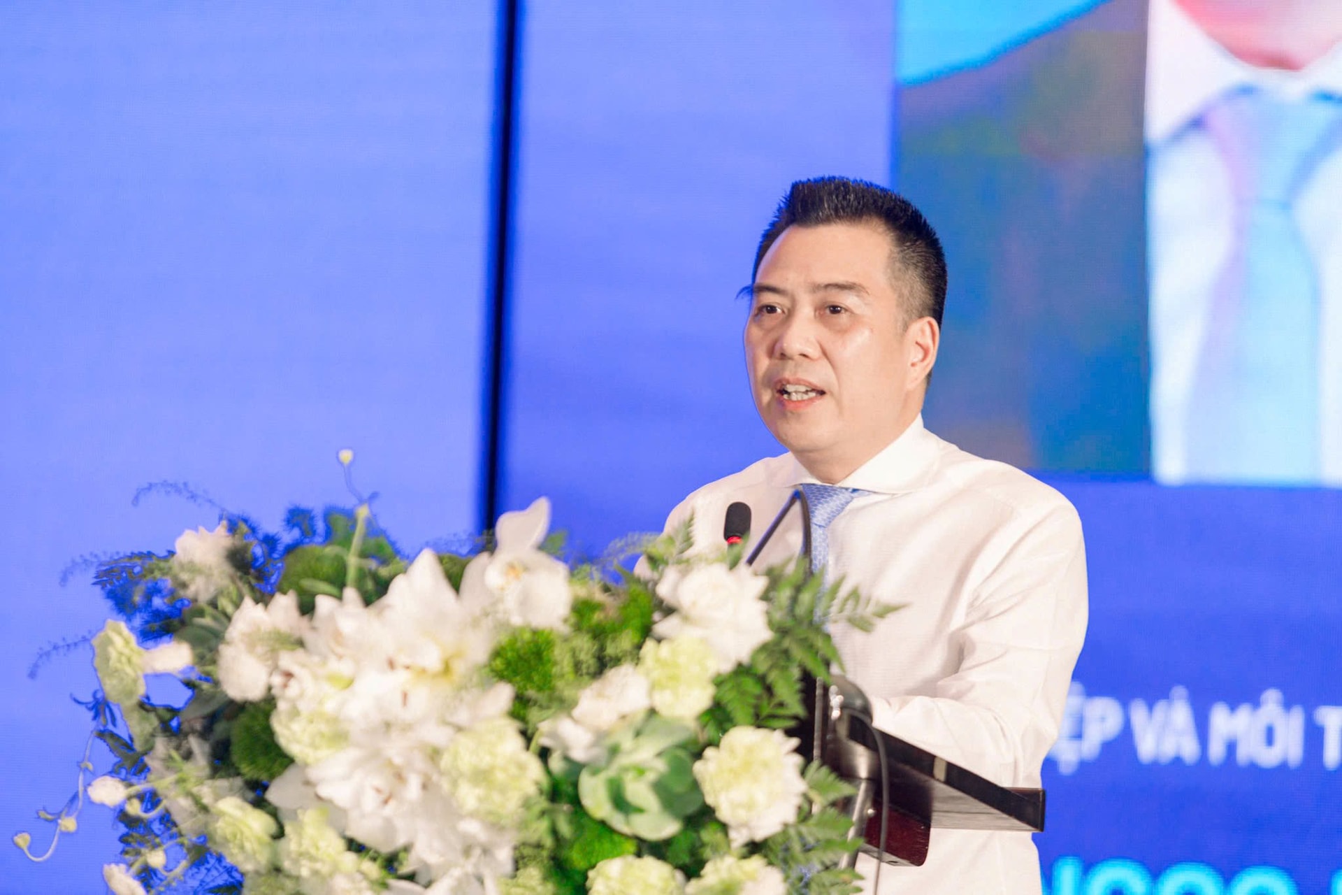 thu-truong-dang-ngoc-diep.jpg