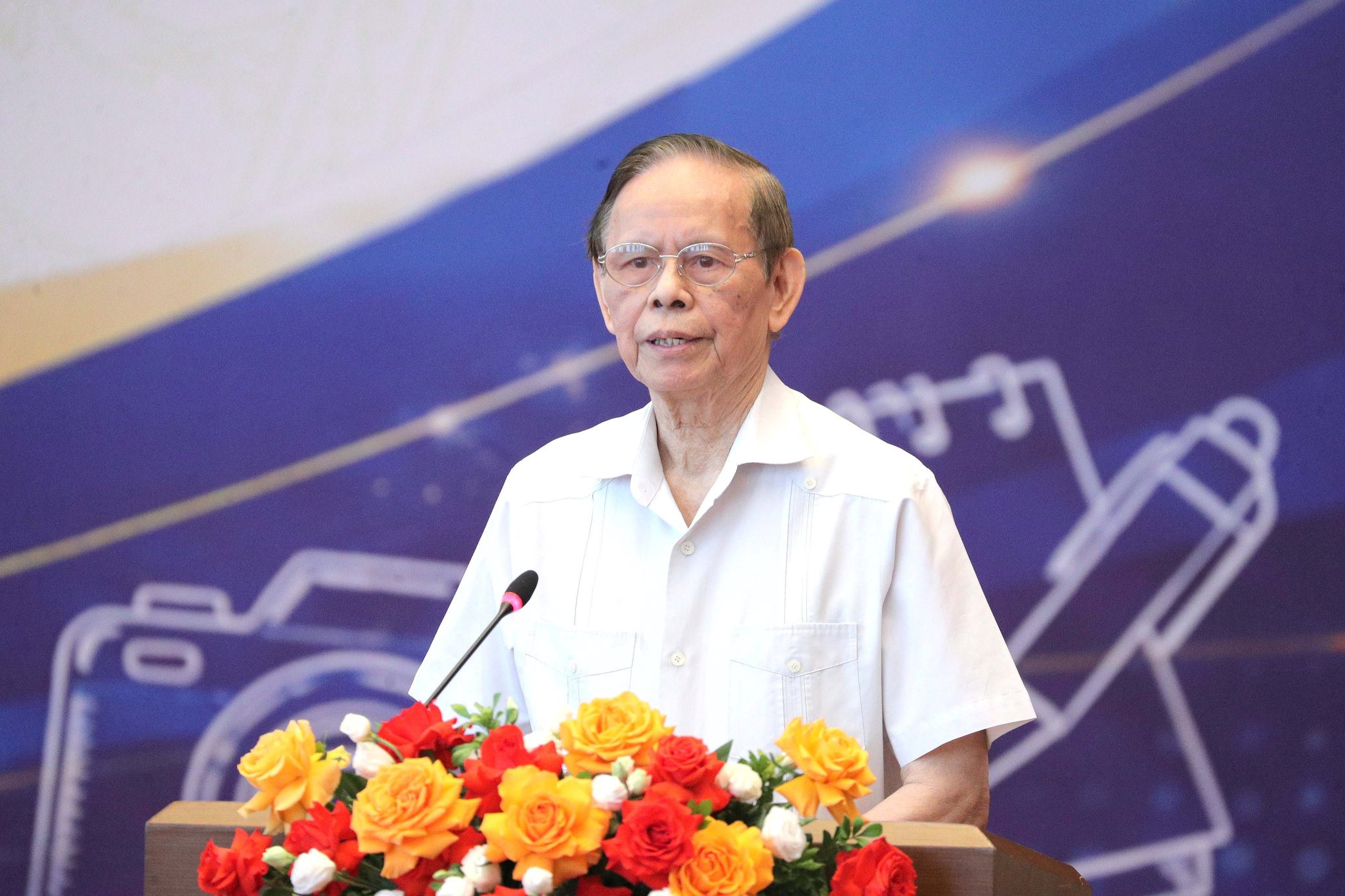 pgs.-ts-nguyen-hong-vinh-nguyen-chu-tich-hoi-nha-bao-viet-nam-nguyen-dai-bieu-quoc-hoi-khoa-x-va-xi.jpg