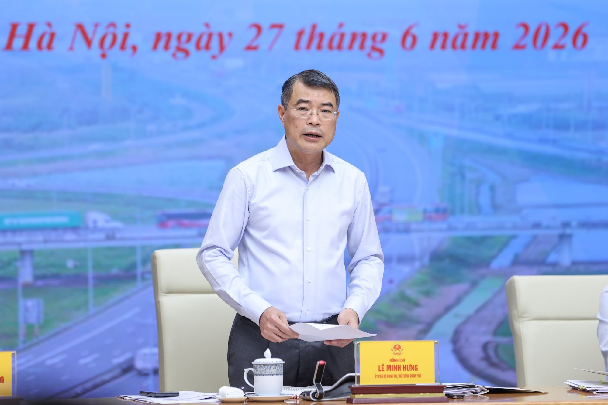 hung.jpg
