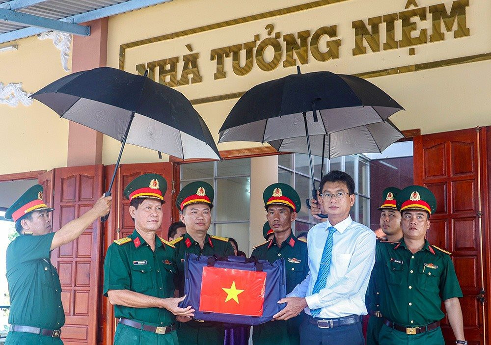 ls-ca-mau.jpg