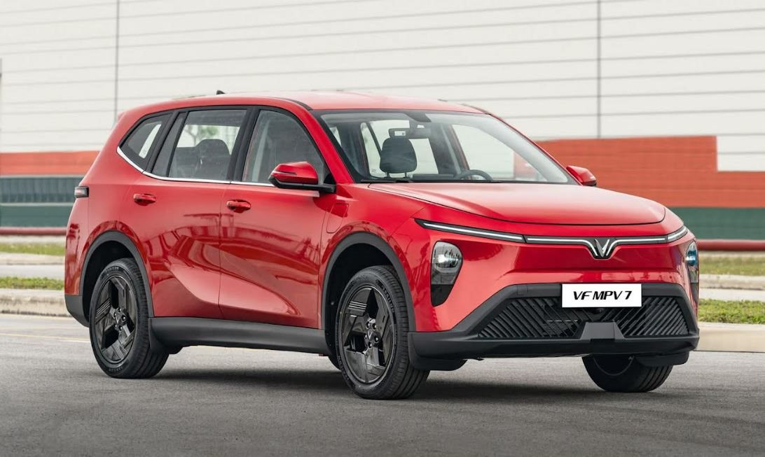 VinFast VF MPV 7 xóa bỏ nỗi băn khoăn đi xa cùng gia đình 
