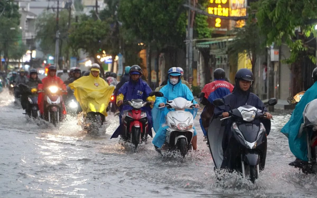Dự báo thời tiết Hà Nội ngày 6/8/2026: Nhiều mây, có mưa vừa, mưa to và dông 