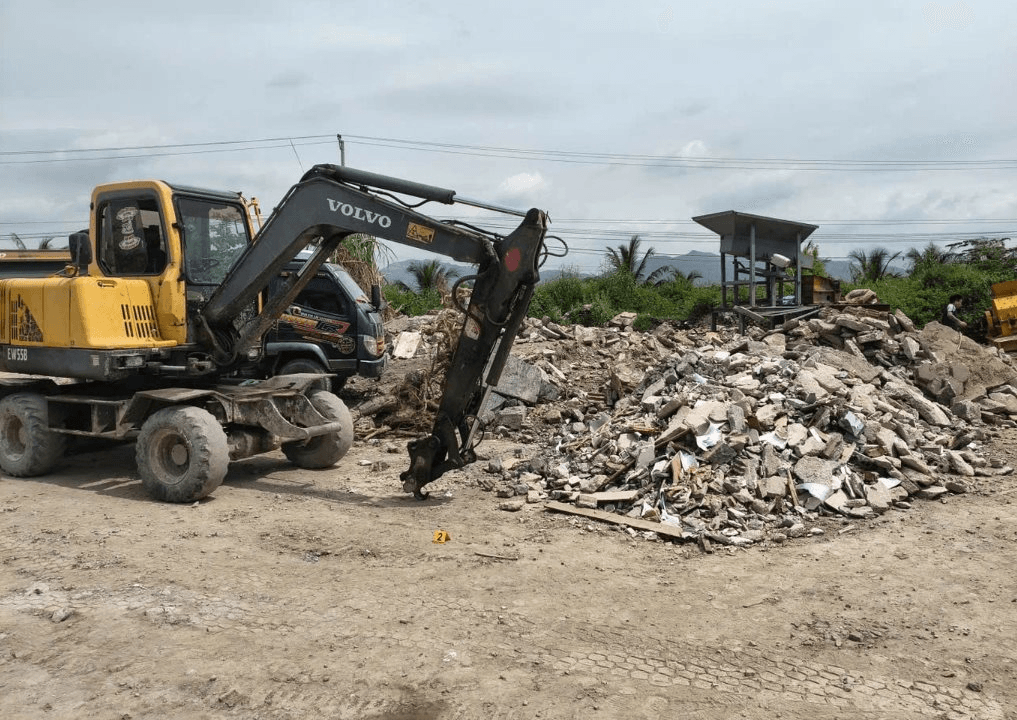 Khởi tố người tập kết trái phép hơn 163 tấn chất thải trên đất nông nghiệp, gây ô nhiễm môi trường