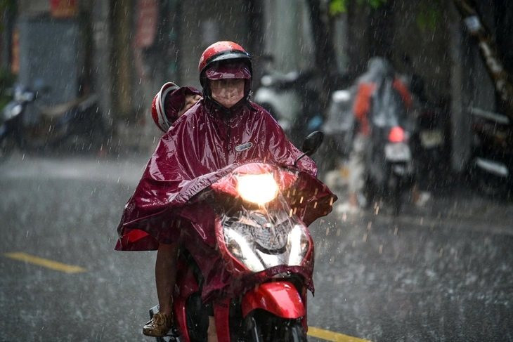Miền Bắc hứng mưa lớn diện rộng, có nơi trên 250mm 