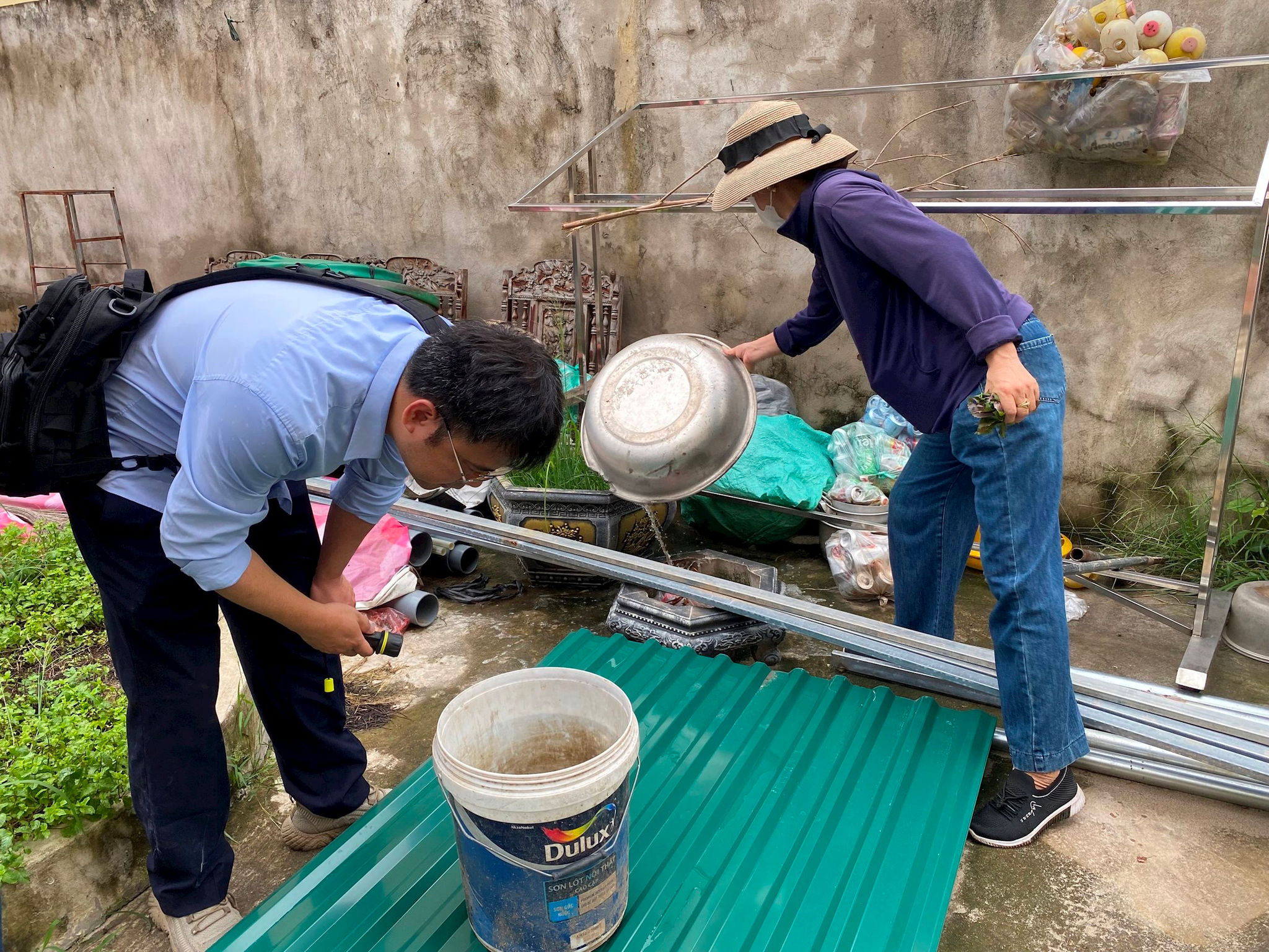 Hà Nội chủ động bảo đảm nước sạch, phòng dịch mùa mưa lũ