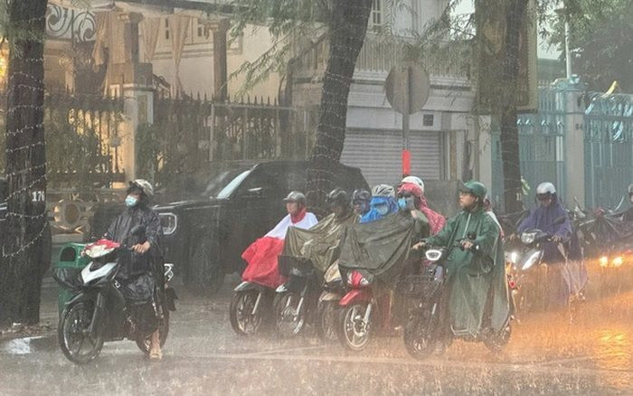 Nam Bộ sắp bước vào đợt mưa lớn diện rộng, gia tăng thời tiết cực đoan từ ngày 10 đến 12/9 