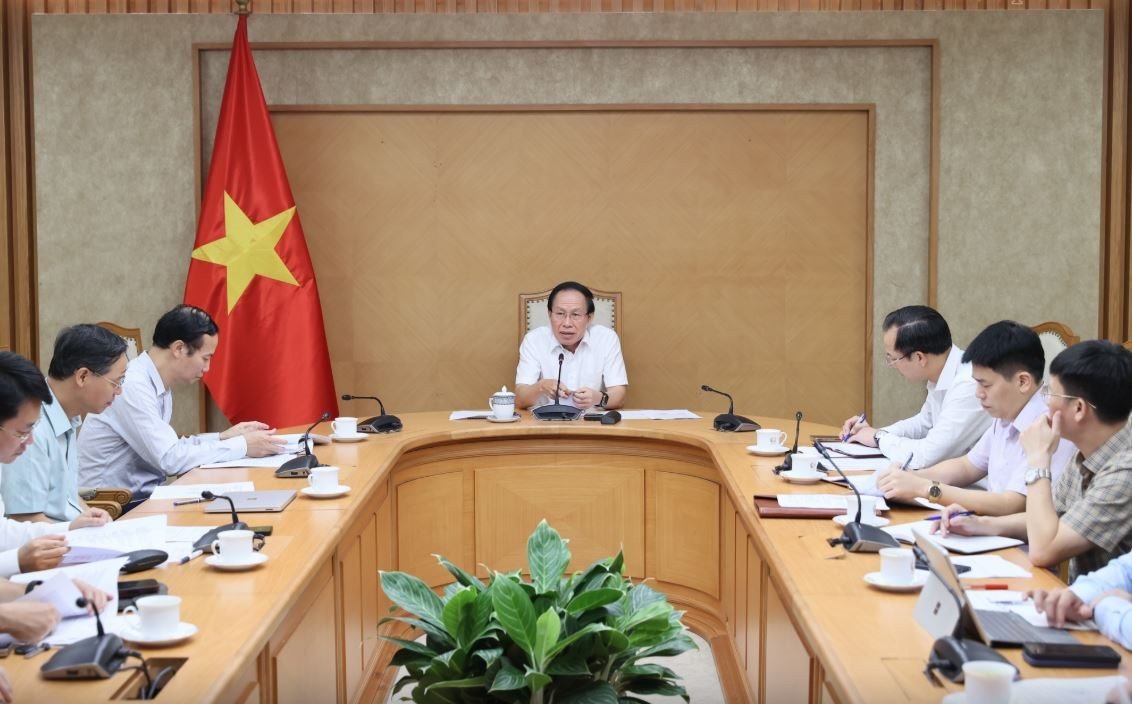 Bảo đảm đủ sách giáo khoa, không để ảnh hưởng việc dạy và học 
