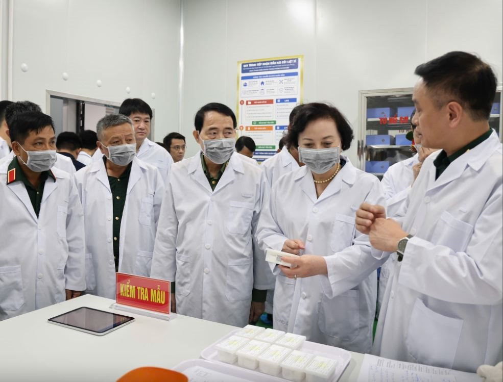 Đẩy nhanh giám định ADN, mở thêm cơ hội xác định danh tính liệt sĩ