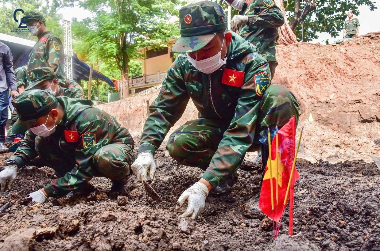 lt-rieng.jpg