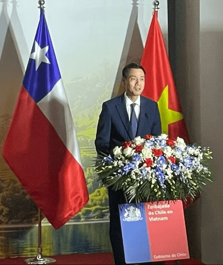 ong-hoang-giang.png