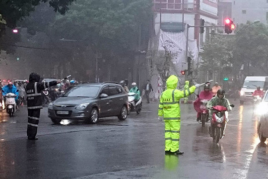 Hà Nội: Tăng cường 200 Cảnh sát cơ động trong dịp Tết Nguyên đán