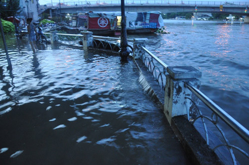 Triều cường đạt đỉnh: TP. Hồ Chí Minh nhiều nơi sẽ ngập nước trong dịp Tết