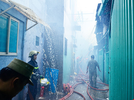 TP HCM: Cháy nhà trọ công nhân, thiêu rụi nhiều tài sản