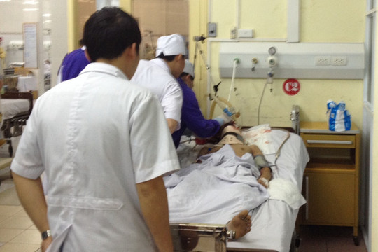 Thái Bình: 3 công nhân bị bỏng nặng vì vỡ ống dẫn dầu máy