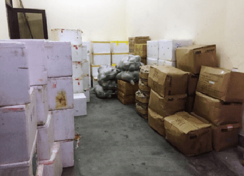 Quảng Ninh: Thu giữ hơn 1 tấn hoa quả Trung Quốc