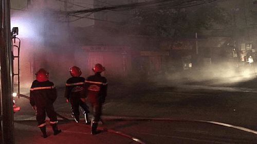Hà Nội: Cháy lớn tại nhà dân trên phố Lương Thế Vinh