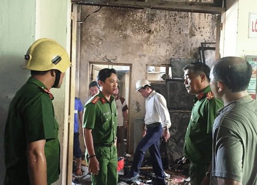 Đà Nẵng: “Bà hỏa” ghé thăm kho vàng mã trong chợ Hòa Khánh