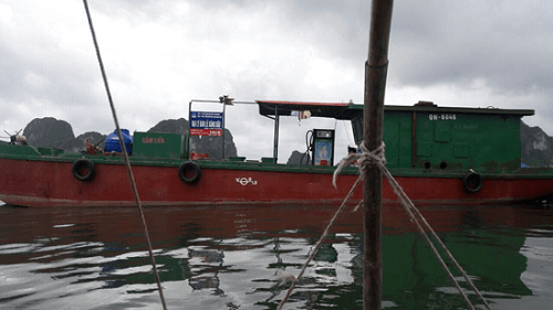 Quảng Ninh: “Tóm gọn” 30.000 lít dầu nhập lậu