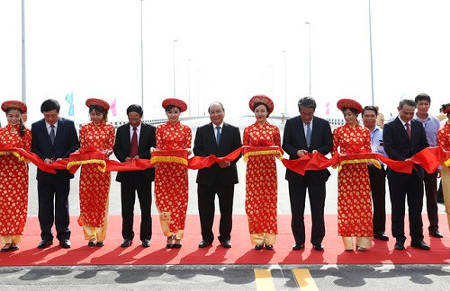 Thủ tướng phát lệnh thông xe cầu vượt biển Tân Vũ vào ngày Quốc khánh