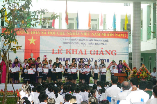 Thành phố Đà Nẵng rộn ràng chào đón năm học mới