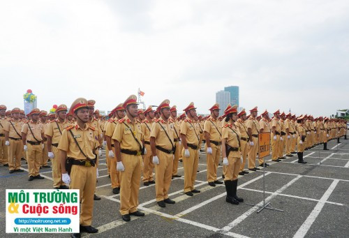 Đà Nẵng: Gần 1.000 cán bộ chiến sĩ tham dự lễ ra quân phục vụ APEC
