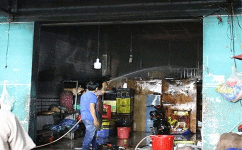 Bình Dương: Cháy ki-ốt một người tử vong là do nổ cục nóng tủ lạnh