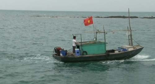 Tàu đánh cá bị chìm trên vùng biển Cô Tô, một người mất tích