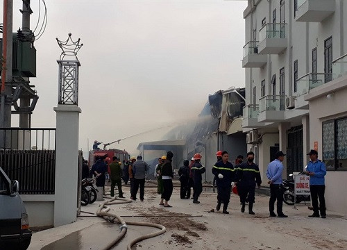 Cháy nhà xưởng tại Công ty TNHH Bông Thái Bình
