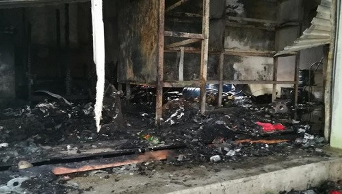 “Bà hỏa” thiêu rụi cửa hàng tạp hóa thiệt hại khoảng 300 triệu